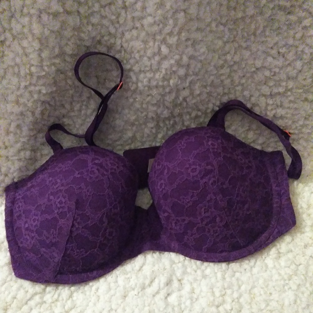 Victoria's Secret Very Sexy 36C purple bra